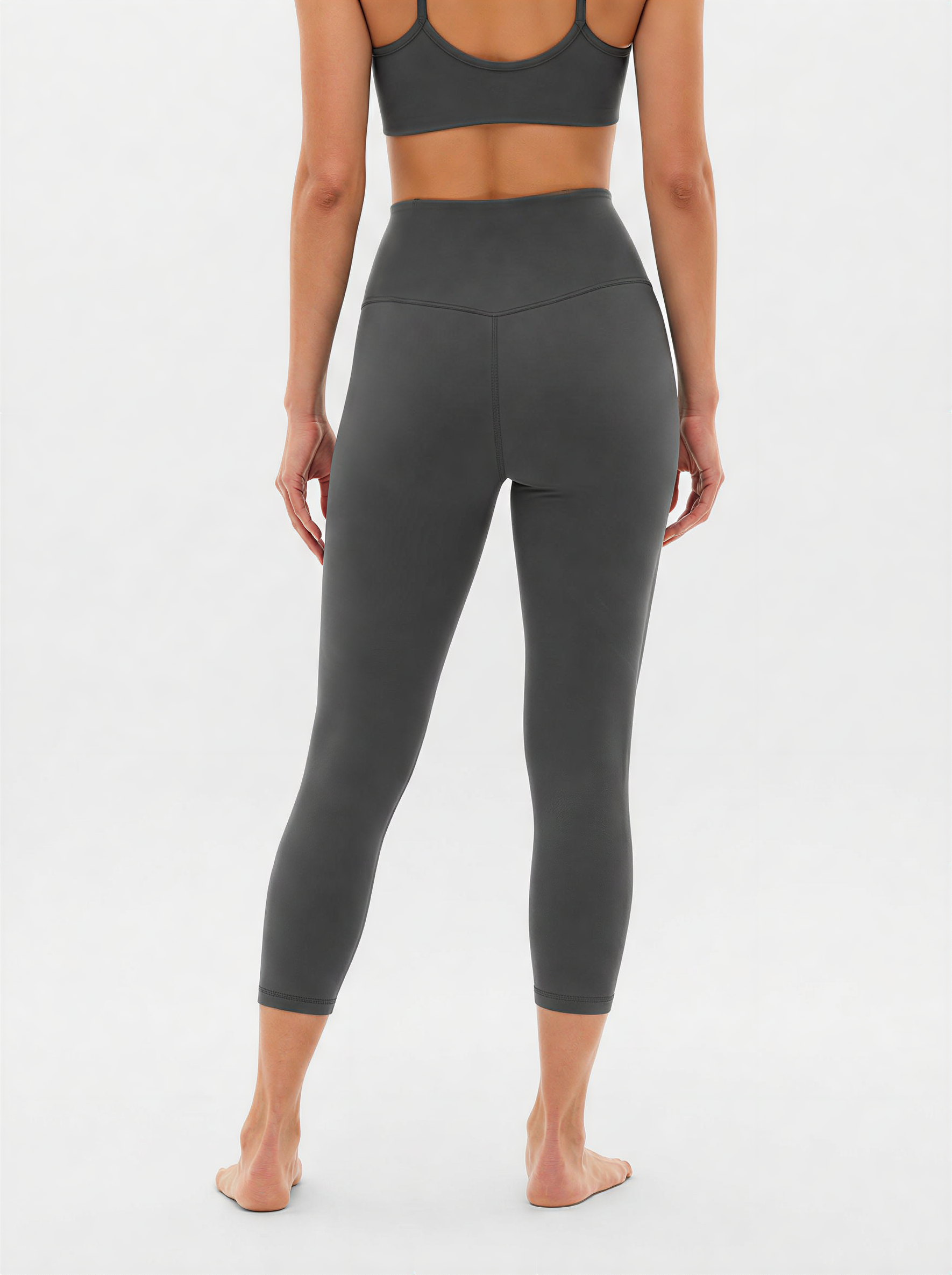 RIJ 3/4 Length High-Rise Legging