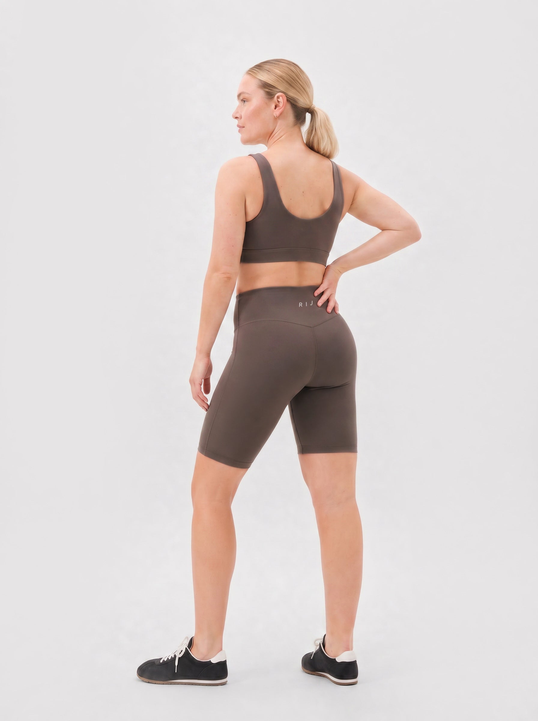 Origin Nakedfeel Shorts  8''