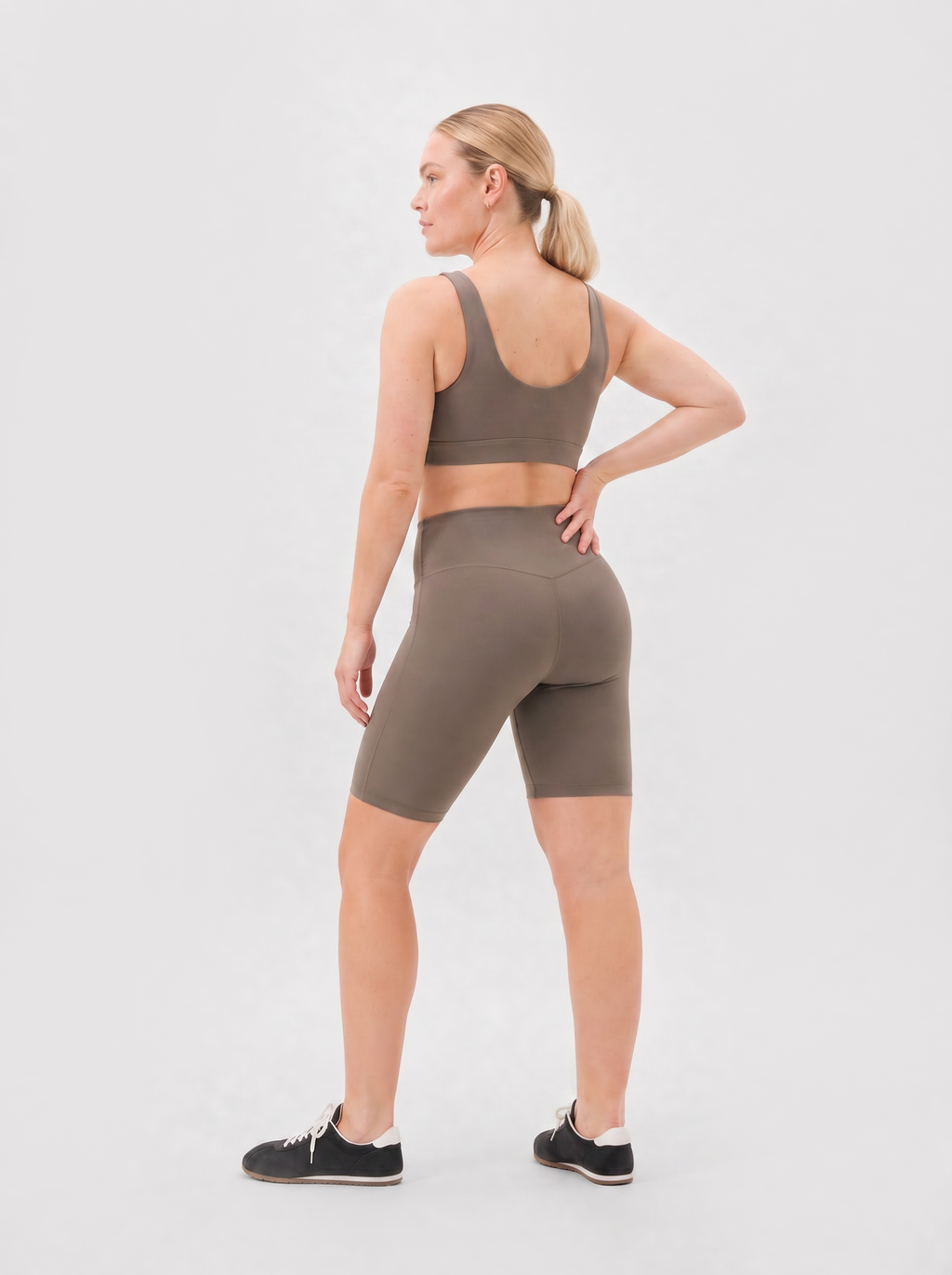 Origin Nakedfeel Shorts 8''